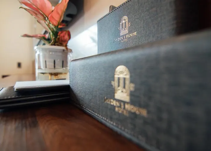 Khách sạn Jayden Halong Hạ Long