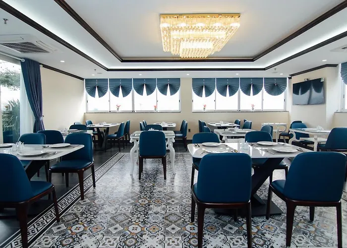 Jayden Halong Hotel
