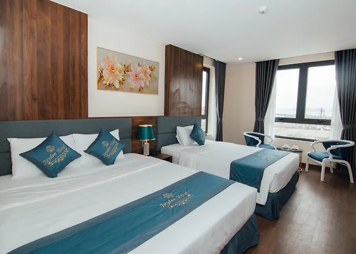 Jayden Halong Khách sạn 3*